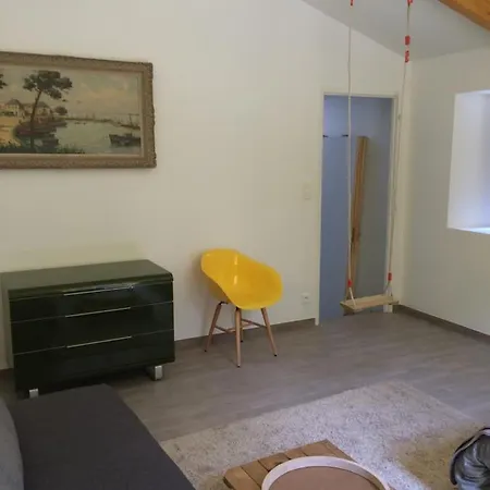 Et A La Bernardiere 3*