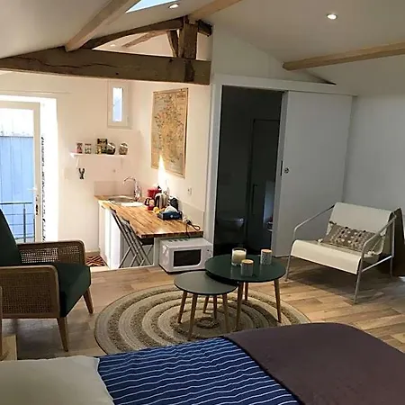 Et A La Bernardiere Bed & Breakfast 3*
